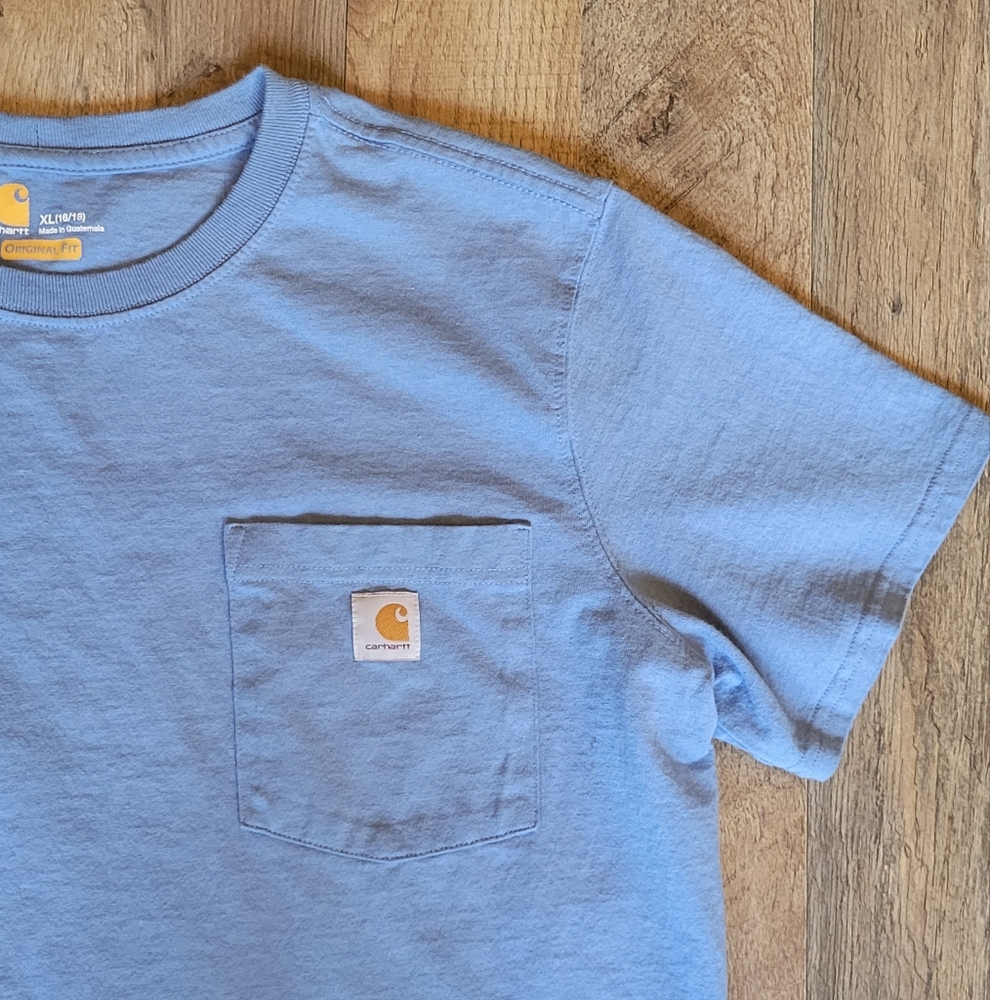 Women's Carhartt T-Shirt - Picture 3 of 5